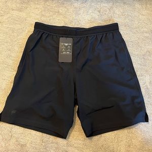 Fabletics 7” Fundamental Shorts